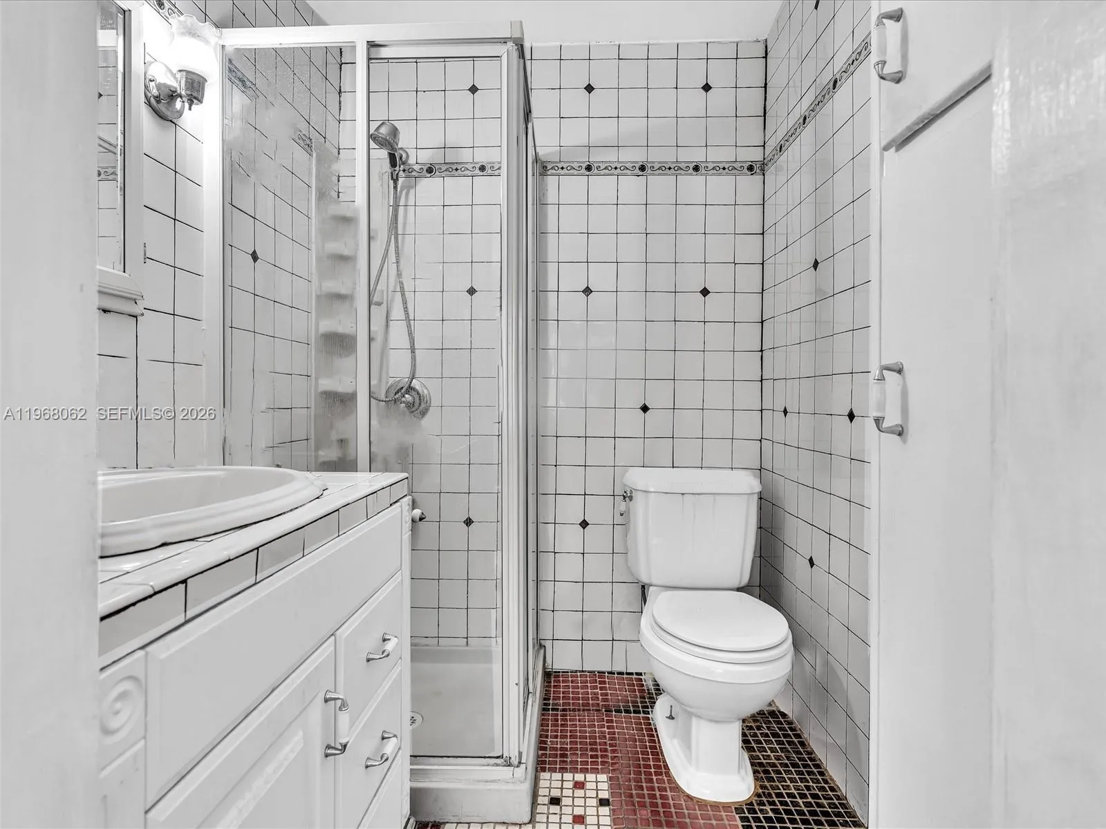503 12th St 5, Miami Beach, Florida 33139, Miami Beach, Florida 33139, 2 Bedrooms Bedrooms, ,2 BathroomsBathrooms,Residential,For Sale,503 12th St 5, Miami Beach, Florida 33139,A11968062