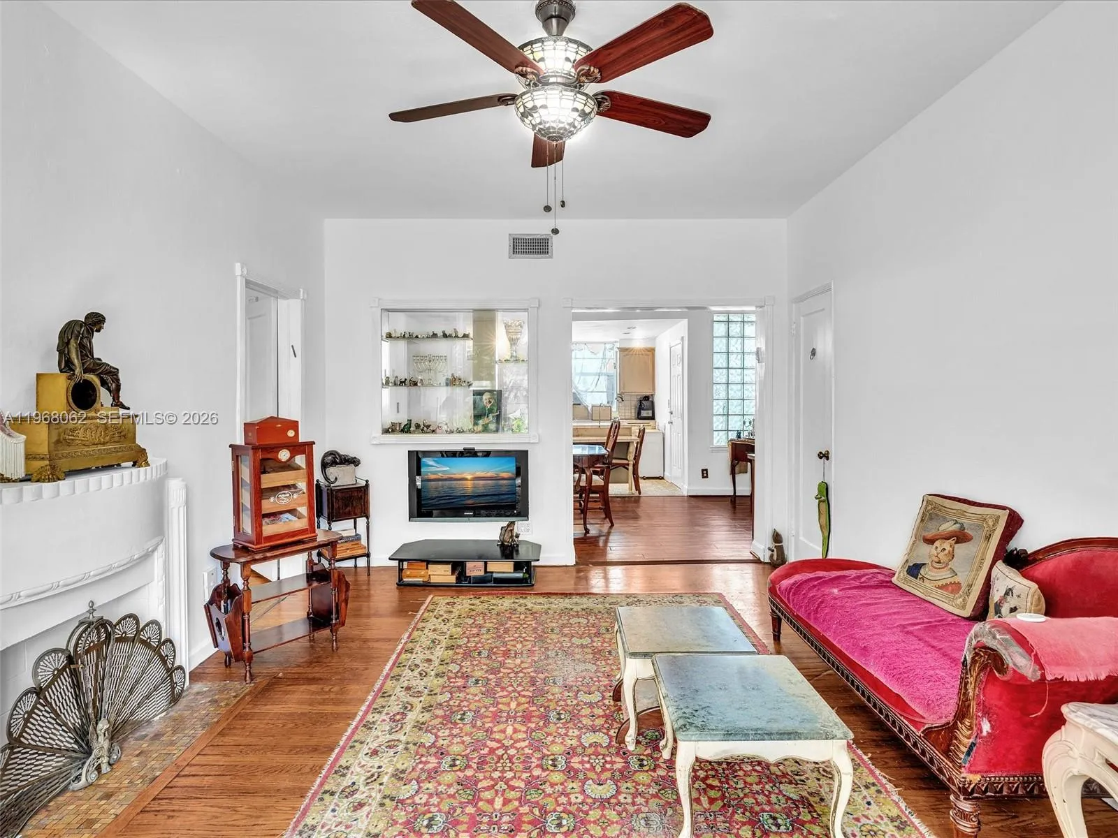 503 12th St 5, Miami Beach, Florida 33139, Miami Beach, Florida 33139, 2 Bedrooms Bedrooms, ,2 BathroomsBathrooms,Residential,For Sale,503 12th St 5, Miami Beach, Florida 33139,A11968062