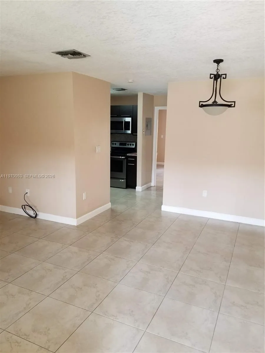 6435 Sw 130th Ave 305, Miami, Florida 33183, Miami, Florida 33183, 1 Bedroom Bedrooms, ,1 BathroomBathrooms,Residential Lease,For Rent,6435 Sw 130th Ave 305, Miami, Florida 33183,A11970053