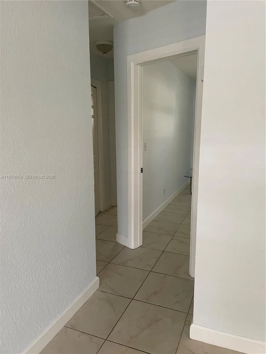 2607 Ne 8th Ave 29, Wilton Manors, Florida 33334, Wilton Manors, Florida 33334, 1 Bedroom Bedrooms, ,1 BathroomBathrooms,Residential Lease,For Rent,2607 Ne 8th Ave 29, Wilton Manors, Florida 33334,A11970054