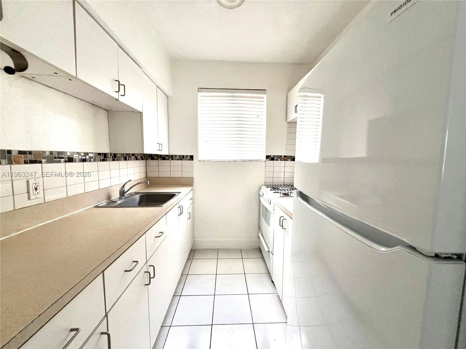 315 69th St 110, Miami Beach, Florida 33141, Miami Beach, Florida 33141, ,1 BathroomBathrooms,Residential Lease,For Rent,315 69th St 110, Miami Beach, Florida 33141,A11963247