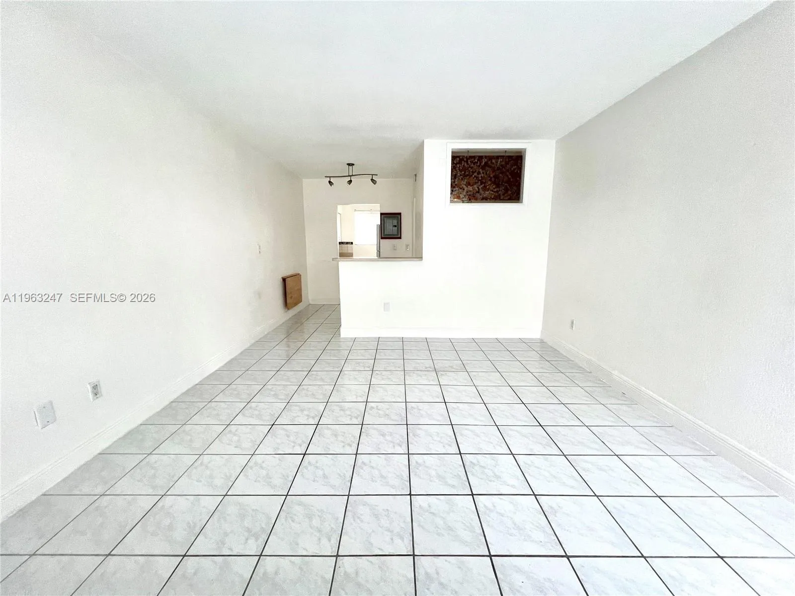 315 69th St 110, Miami Beach, Florida 33141, Miami Beach, Florida 33141, ,1 BathroomBathrooms,Residential Lease,For Rent,315 69th St 110, Miami Beach, Florida 33141,A11963247