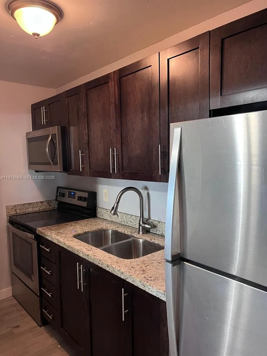 7820 Ne Bayshore Ct 104, Miami, Florida 33138, Miami, Florida 33138, 1 Bedroom Bedrooms, ,1 BathroomBathrooms,Residential Lease,For Rent,7820 Ne Bayshore Ct 104, Miami, Florida 33138,A11970064