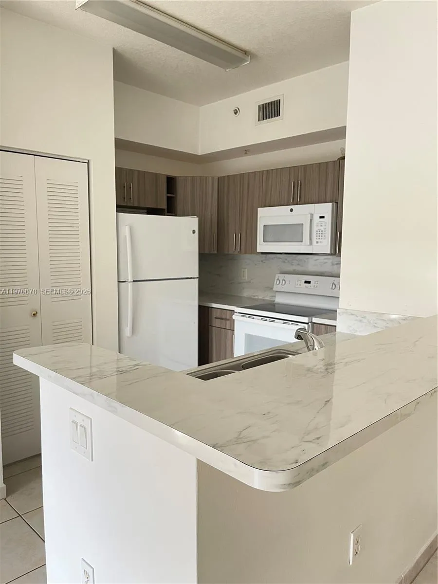 Doral, Florida 33178, 1 Bedroom Bedrooms, ,1 BathroomBathrooms,Residential Lease,For Rent,A11970070