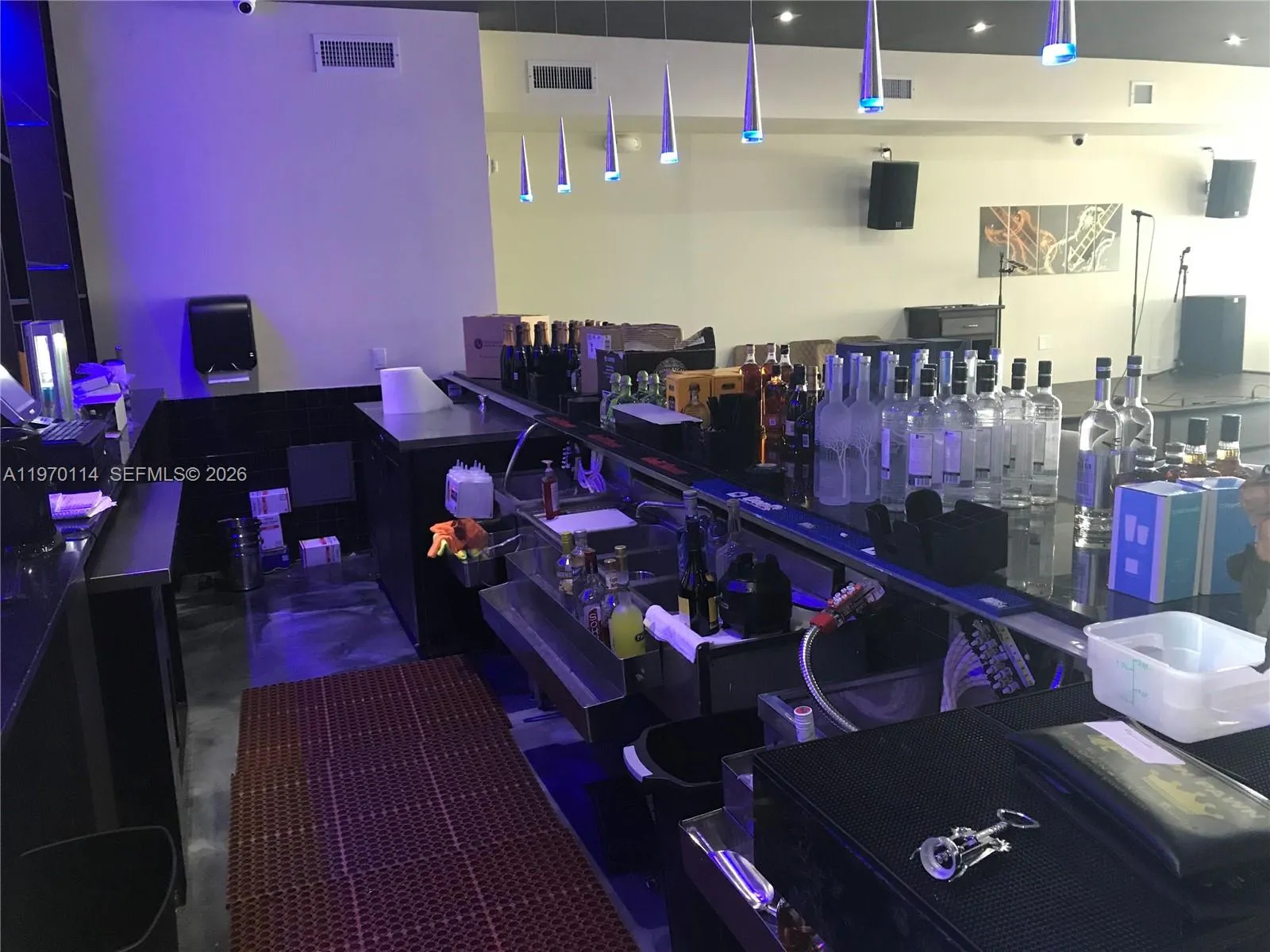 2050 Hollywood Blvd R, Hollywood, Florida 33020, Hollywood, Florida 33020, ,Commercial Lease,For Rent,2050 Hollywood Blvd R, Hollywood, Florida 33020,A11970114