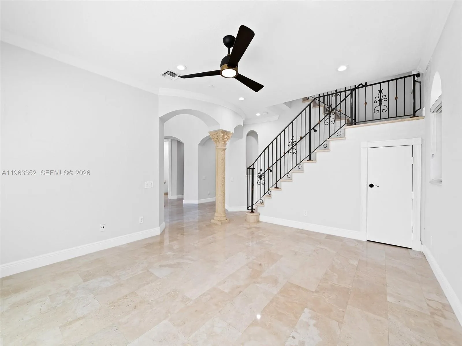 827 Se 2nd Ct, Fort Lauderdale, Florida 33301, Fort Lauderdale, Florida 33301, 4 Bedrooms Bedrooms, ,5 BathroomsBathrooms,Residential,For Sale,827 Se 2nd Ct, Fort Lauderdale, Florida 33301,A11963352