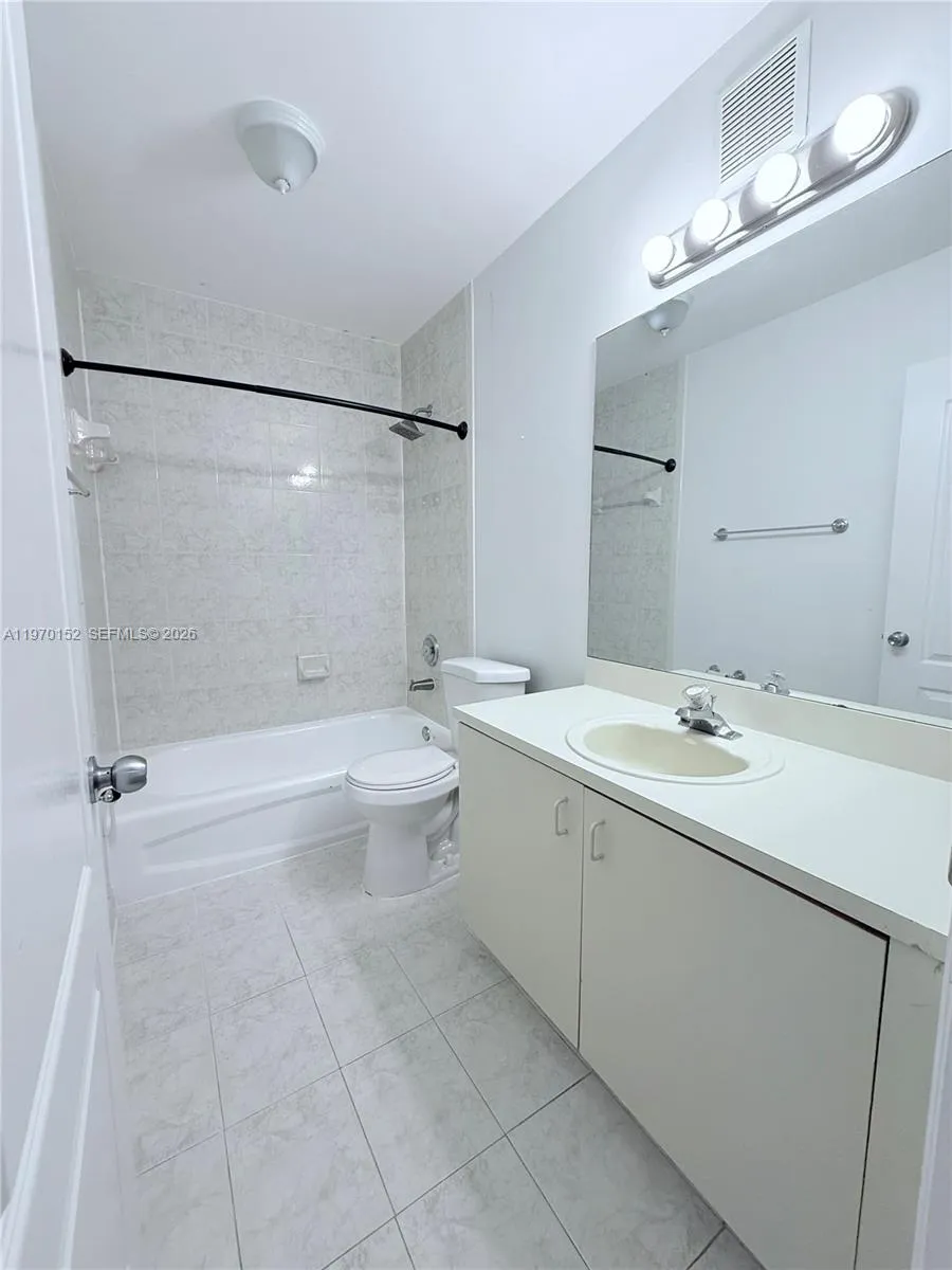 16618 Nw 73rd Ave, Miami Lakes, Florida 33014, Miami Lakes, Florida 33014, 3 Bedrooms Bedrooms, ,2 BathroomsBathrooms,Residential Lease,For Rent,16618 Nw 73rd Ave, Miami Lakes, Florida 33014,A11970152