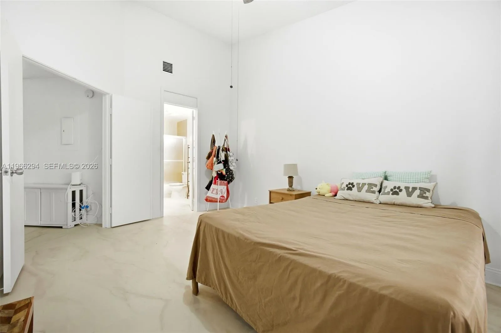 7924 Nw 10th St, Plantation, Florida 33322, Plantation, Florida 33322, 2 Bedrooms Bedrooms, ,2 BathroomsBathrooms,Residential,For Sale,7924 Nw 10th St, Plantation, Florida 33322,A11966294