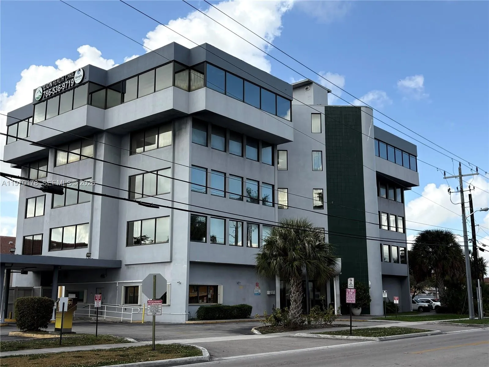 2100 W 76th St 201-203, Hialeah, Florida 33016, Hialeah, Florida 33016, ,Commercial Lease,For Rent,2100 W 76th St 201-203, Hialeah, Florida 33016,A11970178