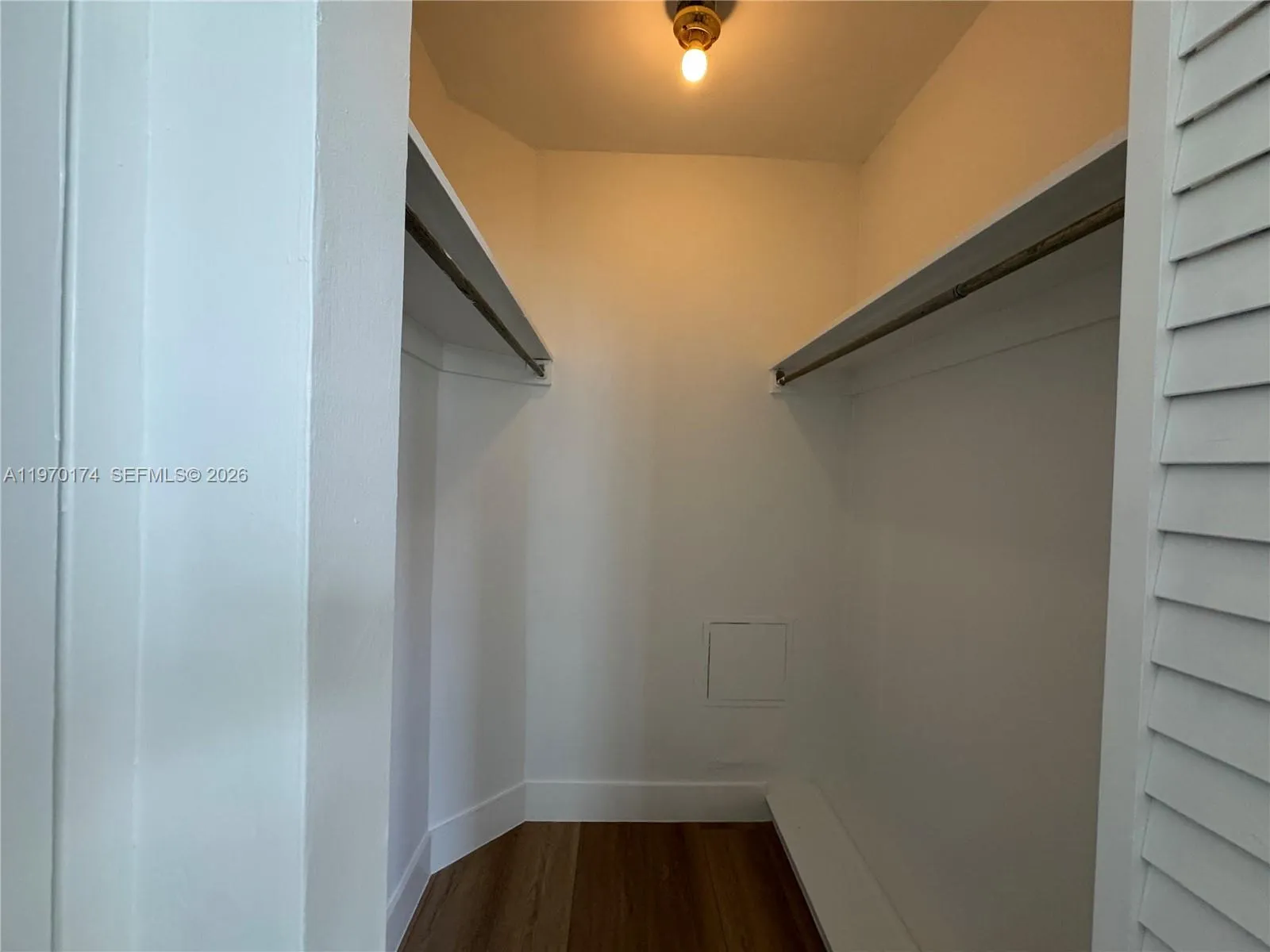 999 Brickell Bay Dr 2008, Miami, Florida 33131, Miami, Florida 33131, 2 Bedrooms Bedrooms, ,2 BathroomsBathrooms,Residential Lease,For Rent,999 Brickell Bay Dr 2008, Miami, Florida 33131,A11970174