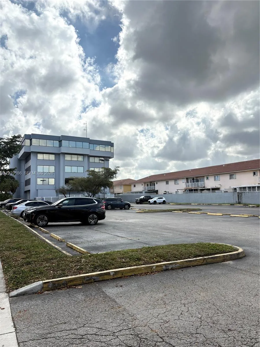2100 W 76th St 206, Hialeah, Florida 33016, Hialeah, Florida 33016, ,Commercial Sale,For Sale,2100 W 76th St 206, Hialeah, Florida 33016,A11970186