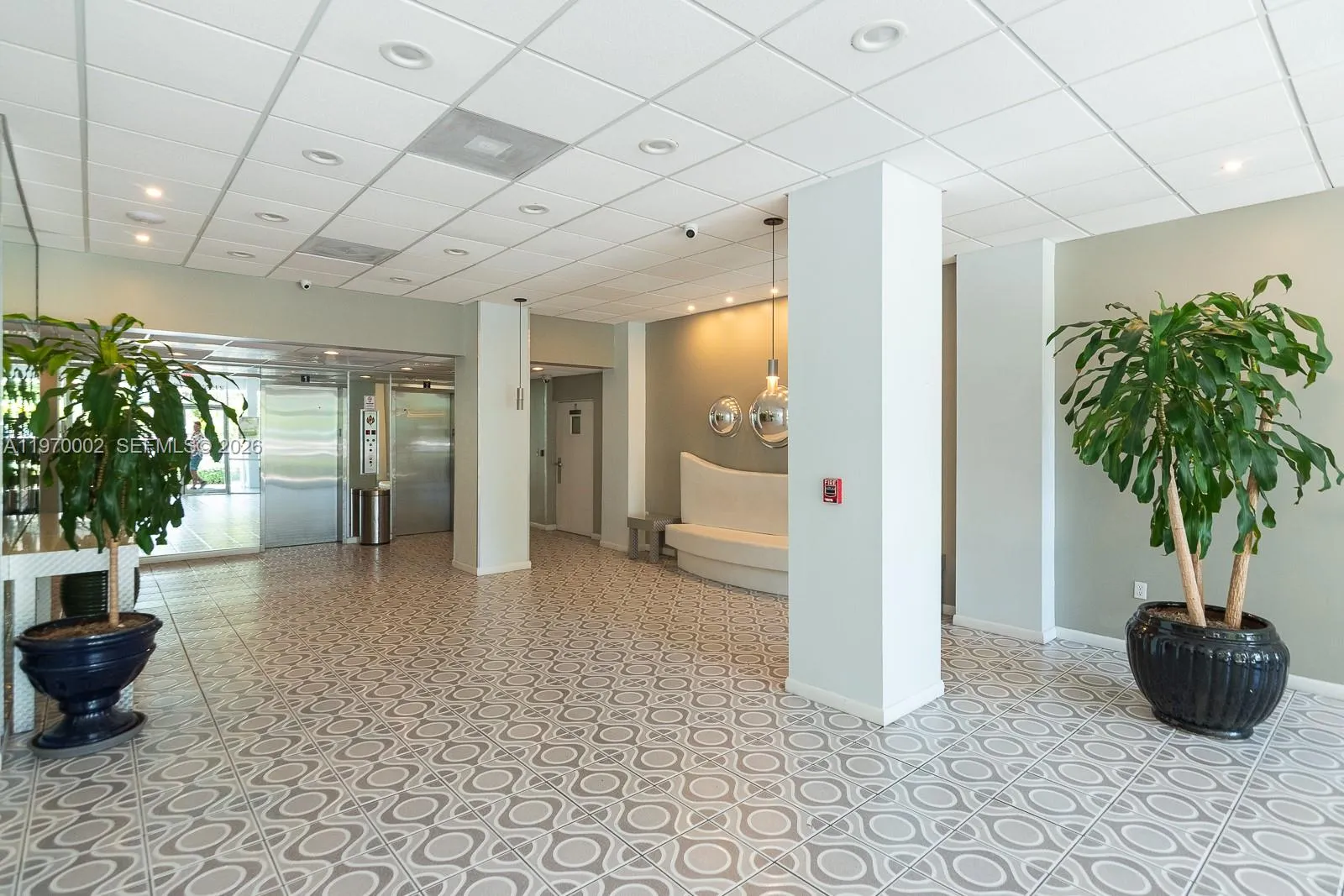 1020 Meridian Ave 314, Miami Beach, Florida 33139, Miami Beach, Florida 33139, 1 Bedroom Bedrooms, ,1 BathroomBathrooms,Residential,For Sale,1020 Meridian Ave 314, Miami Beach, Florida 33139,A11970002