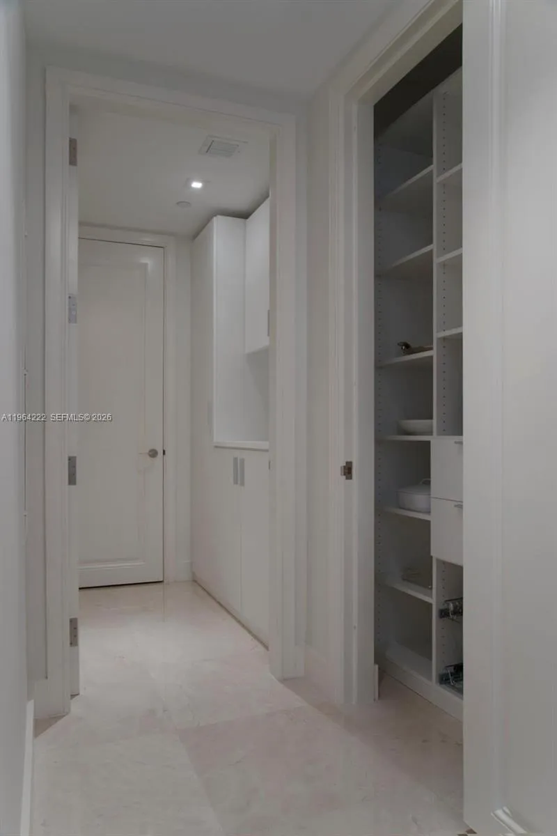 1425 Brickell Ave 58a, Miami, Florida 33131, Miami, Florida 33131, 2 Bedrooms Bedrooms, ,2 BathroomsBathrooms,Residential Lease,For Rent,1425 Brickell Ave 58a, Miami, Florida 33131,A11964222