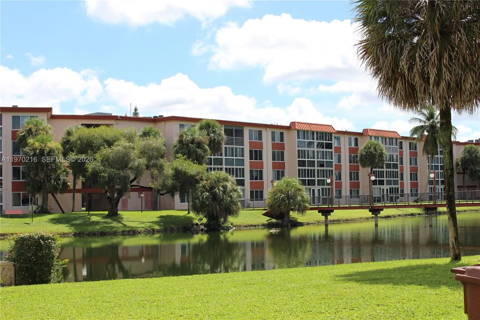 1080 Del Lago Cir 202, Sunrise, Florida 33313, Sunrise, Florida 33313, 2 Bedrooms Bedrooms, ,2 BathroomsBathrooms,Residential,For Sale,1080 Del Lago Cir 202, Sunrise, Florida 33313,A11970216