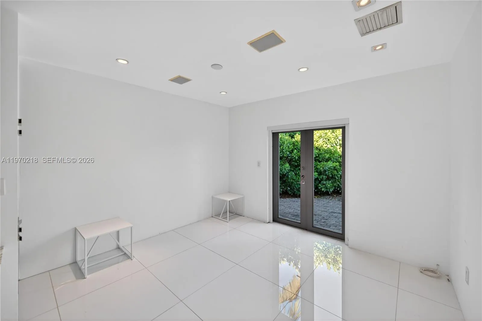 1000 N Shore Dr, Miami Beach, Florida 33141, Miami Beach, Florida 33141, 5 Bedrooms Bedrooms, ,3 BathroomsBathrooms,Residential,For Sale,1000 N Shore Dr, Miami Beach, Florida 33141,A11970218