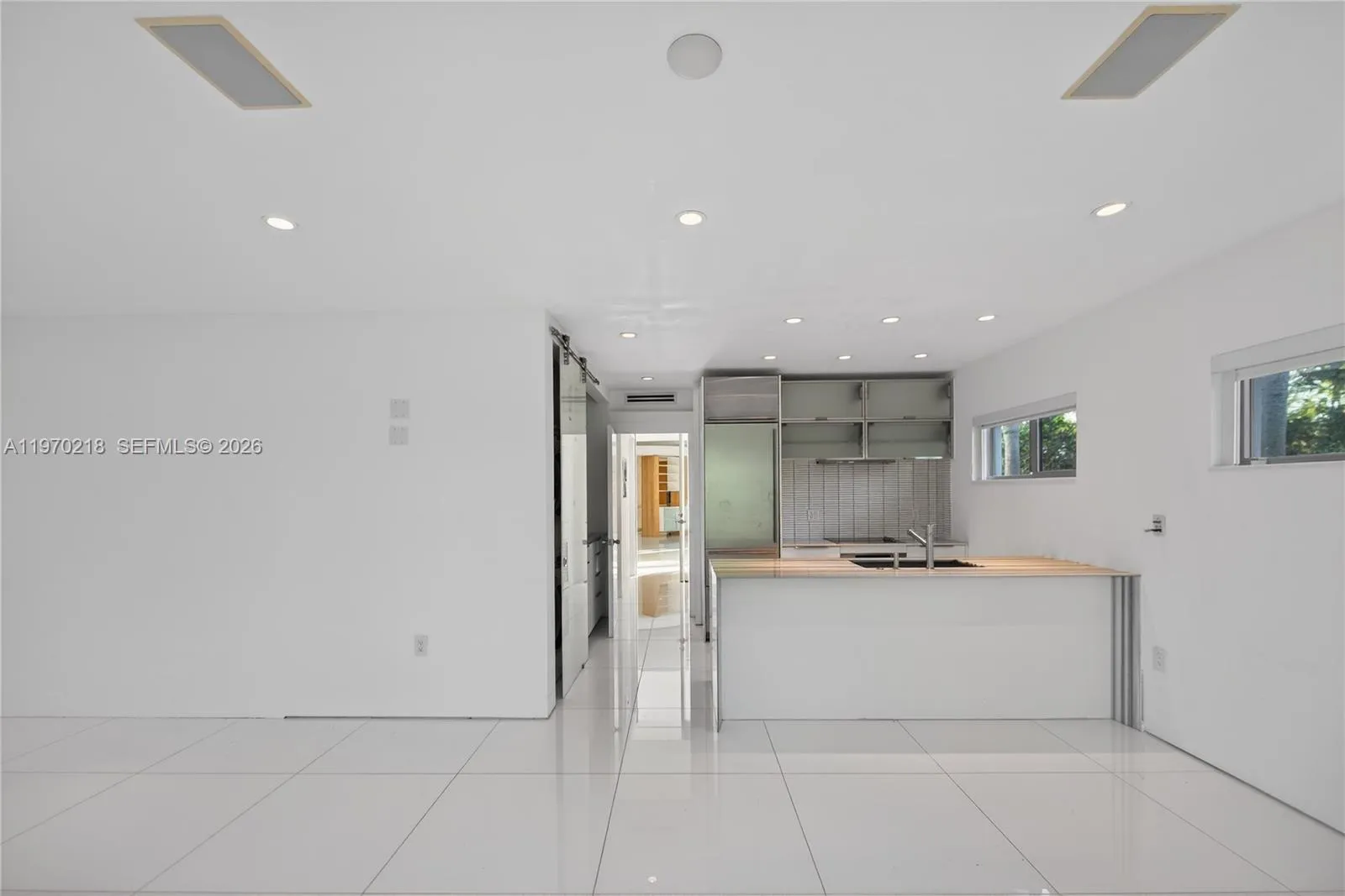 1000 N Shore Dr, Miami Beach, Florida 33141, Miami Beach, Florida 33141, 5 Bedrooms Bedrooms, ,3 BathroomsBathrooms,Residential,For Sale,1000 N Shore Dr, Miami Beach, Florida 33141,A11970218