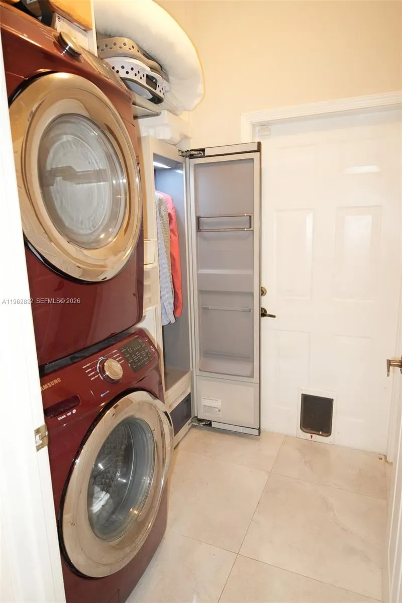 2706 Kinsington Cir 23-2, Weston, Florida 33332, Weston, Florida 33332, 3 Bedrooms Bedrooms, 1 Room Rooms,2 BathroomsBathrooms,Residential,For Sale,2706 Kinsington Cir 23-2, Weston, Florida 33332,A11969892