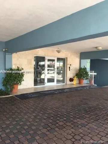 6969 Collins Ave 403, Miami Beach, Florida 33141, Miami Beach, Florida 33141, 1 Bedroom Bedrooms, ,1 BathroomBathrooms,Residential Lease,For Rent,6969 Collins Ave 403, Miami Beach, Florida 33141,A11969506