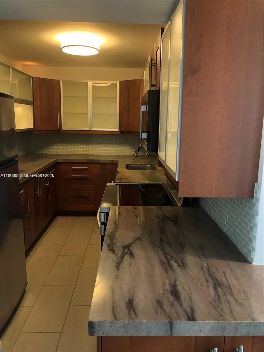 6969 Collins Ave 403, Miami Beach, Florida 33141, Miami Beach, Florida 33141, 1 Bedroom Bedrooms, ,1 BathroomBathrooms,Residential Lease,For Rent,6969 Collins Ave 403, Miami Beach, Florida 33141,A11969506