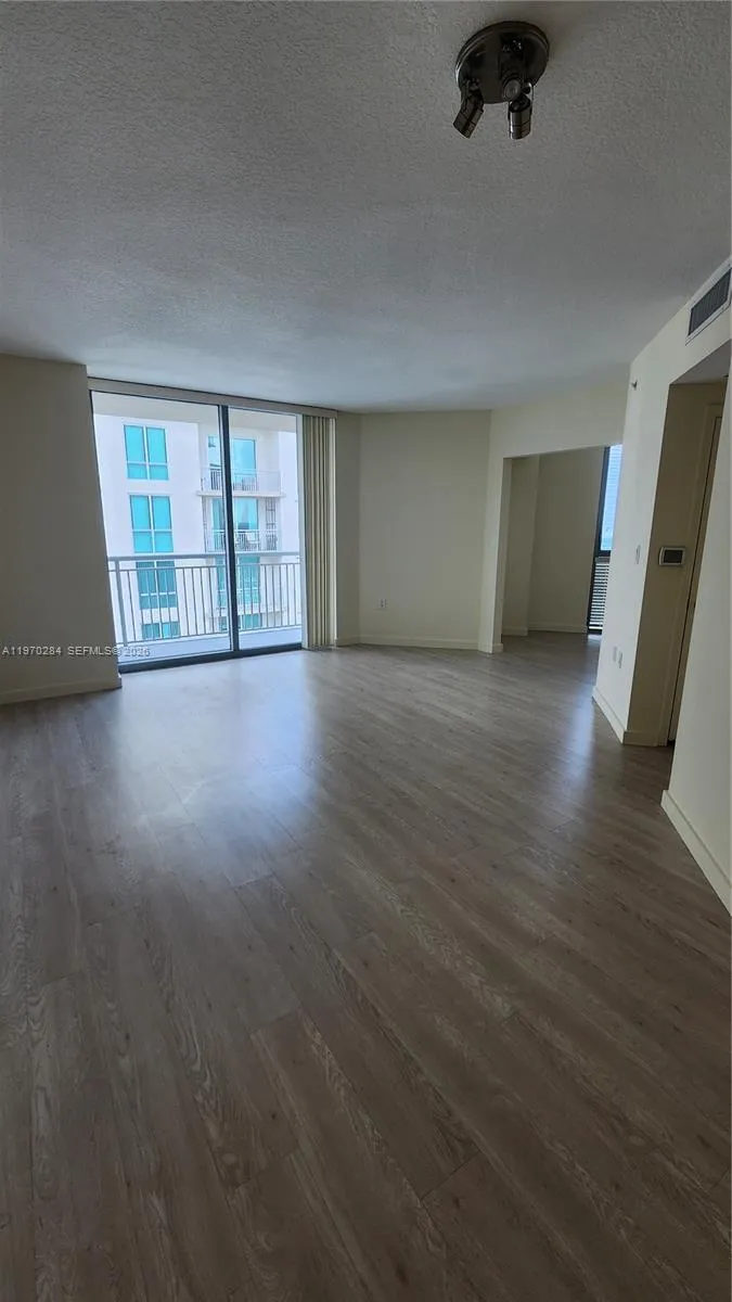 9066 Sw 73rd Ct 2003, Miami, Florida 33156, Miami, Florida 33156, 1 Bedroom Bedrooms, ,1 BathroomBathrooms,Residential Lease,For Rent,9066 Sw 73rd Ct 2003, Miami, Florida 33156,A11970284