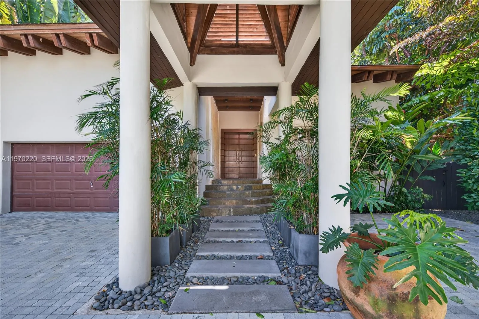 14 W San Marino Dr, Miami Beach, Florida 33139, Miami Beach, Florida 33139, 6 Bedrooms Bedrooms, ,6 BathroomsBathrooms,Residential Lease,For Rent,14 W San Marino Dr, Miami Beach, Florida 33139,A11970220