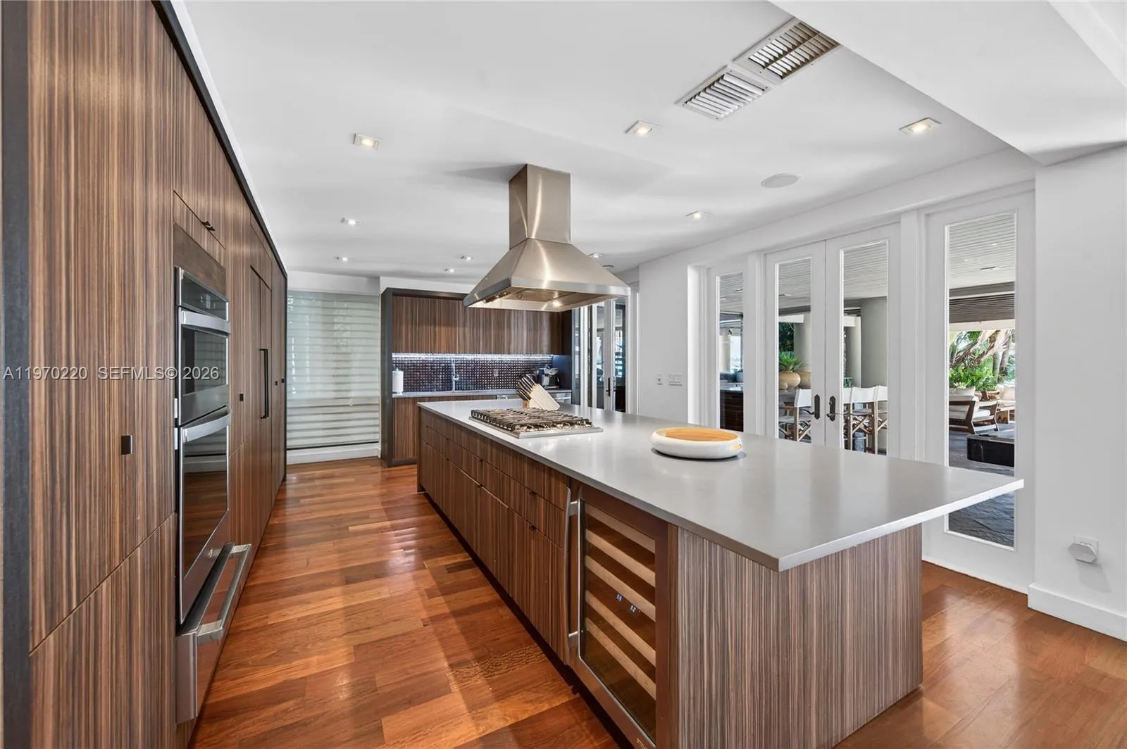 14 W San Marino Dr, Miami Beach, Florida 33139, Miami Beach, Florida 33139, 6 Bedrooms Bedrooms, ,6 BathroomsBathrooms,Residential Lease,For Rent,14 W San Marino Dr, Miami Beach, Florida 33139,A11970220