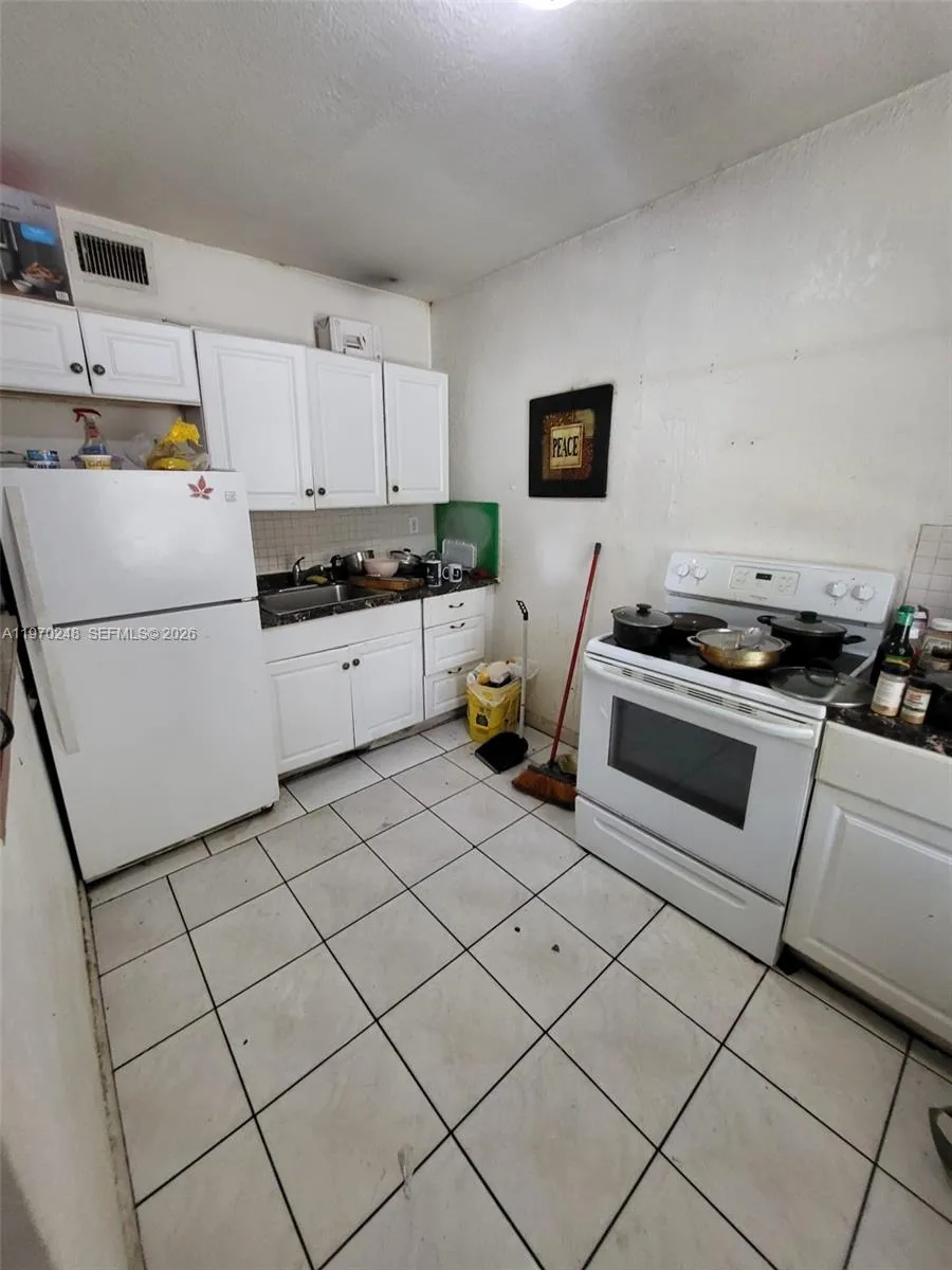 5731 Nw 6th Ave, Miami, Florida 33127, Miami, Florida 33127, ,Residential Income,For Sale,5731 Nw 6th Ave, Miami, Florida 33127,A11970248