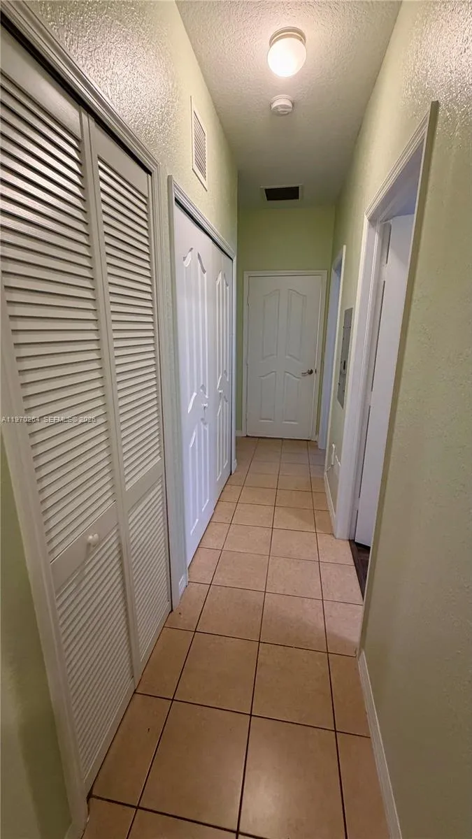 13272 Old Biscayne Dr 104, Homestead, Florida 3303, Homestead, Florida 33033, 3 Bedrooms Bedrooms, ,2 BathroomsBathrooms,Residential Lease,For Rent,13272 Old Biscayne Dr 104, Homestead, Florida 3303,A11970264