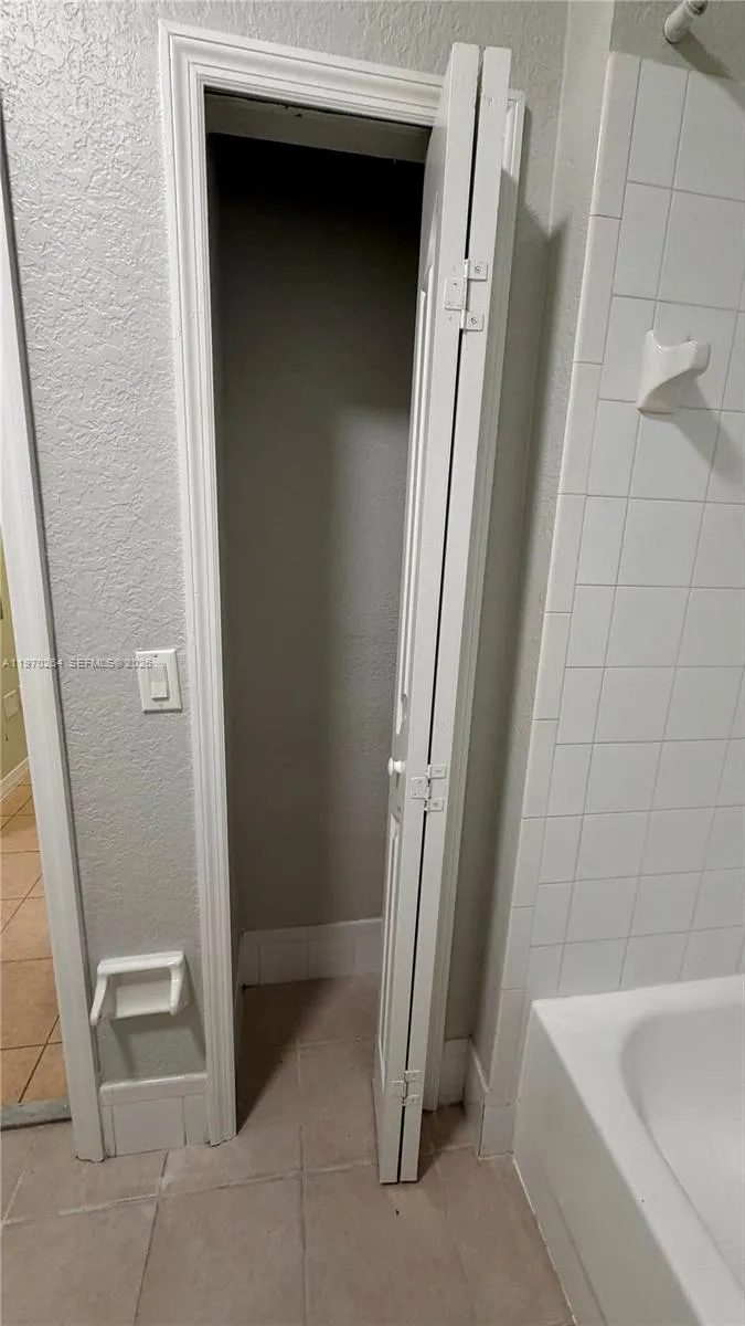 13272 Old Biscayne Dr 104, Homestead, Florida 3303, Homestead, Florida 33033, 3 Bedrooms Bedrooms, ,2 BathroomsBathrooms,Residential Lease,For Rent,13272 Old Biscayne Dr 104, Homestead, Florida 3303,A11970264