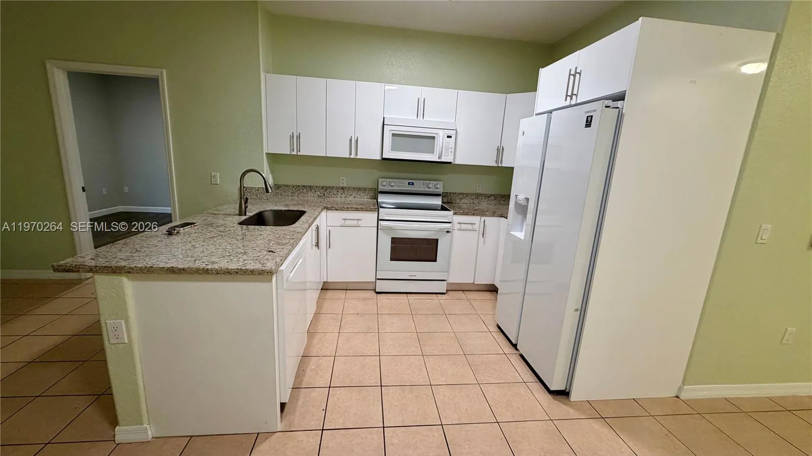 13272 Old Biscayne Dr 104, Homestead, Florida 3303, Homestead, Florida 33033, 3 Bedrooms Bedrooms, ,2 BathroomsBathrooms,Residential Lease,For Rent,13272 Old Biscayne Dr 104, Homestead, Florida 3303,A11970264