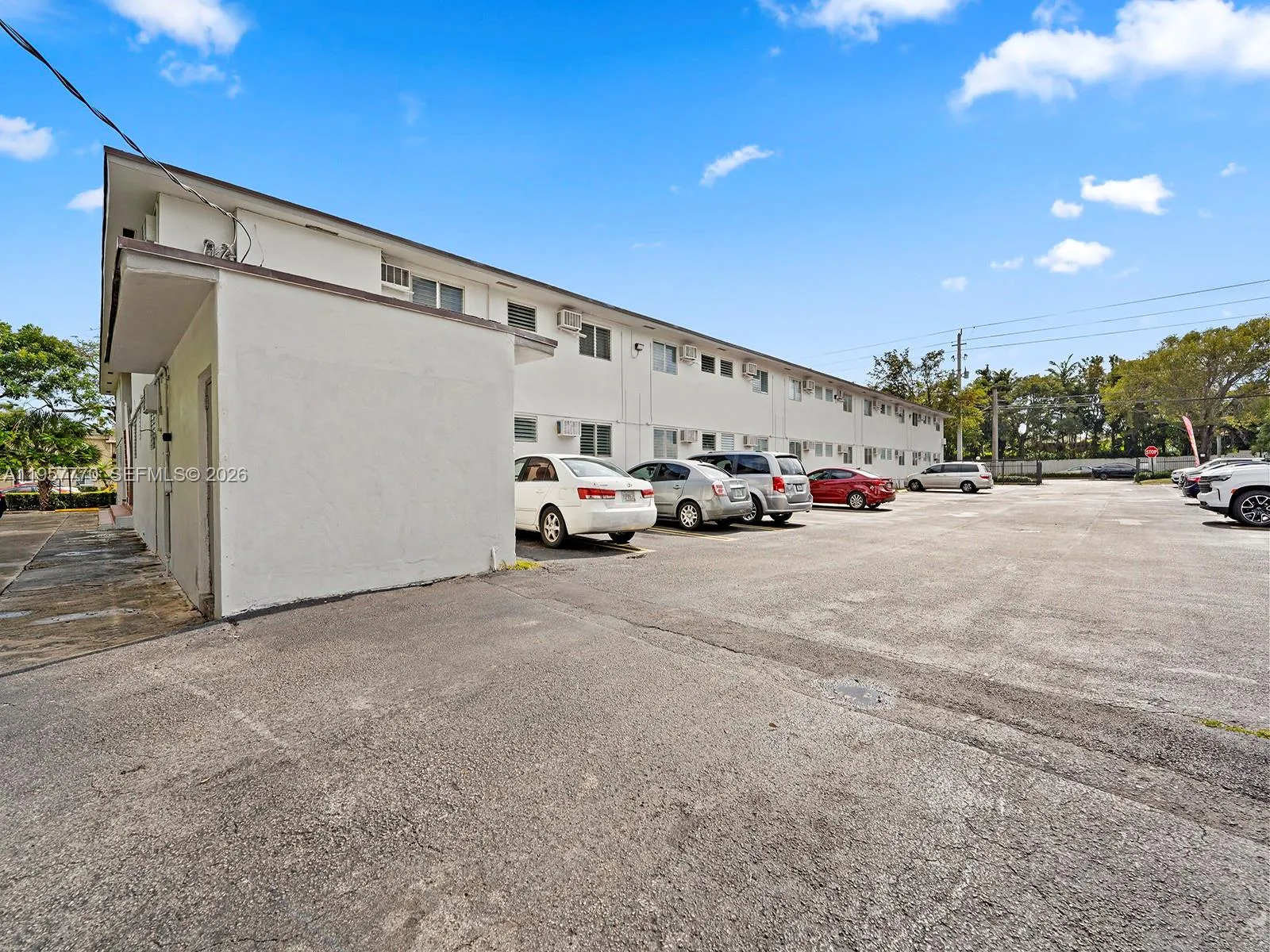 6801 N Kendall Dr 0, Pinecrest, Florida 33156, Pinecrest, Florida 33156, 1 Bedroom Bedrooms, ,1 BathroomBathrooms,Residential Lease,For Rent,6801 N Kendall Dr 0, Pinecrest, Florida 33156,A11957770