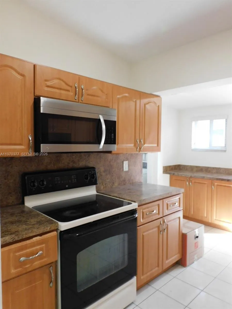 620 Nw 58th Ct 0, Miami, Florida 33126, Miami, Florida 33126, 3 Bedrooms Bedrooms, ,2 BathroomsBathrooms,Residential Lease,For Rent,620 Nw 58th Ct 0, Miami, Florida 33126,A11970377