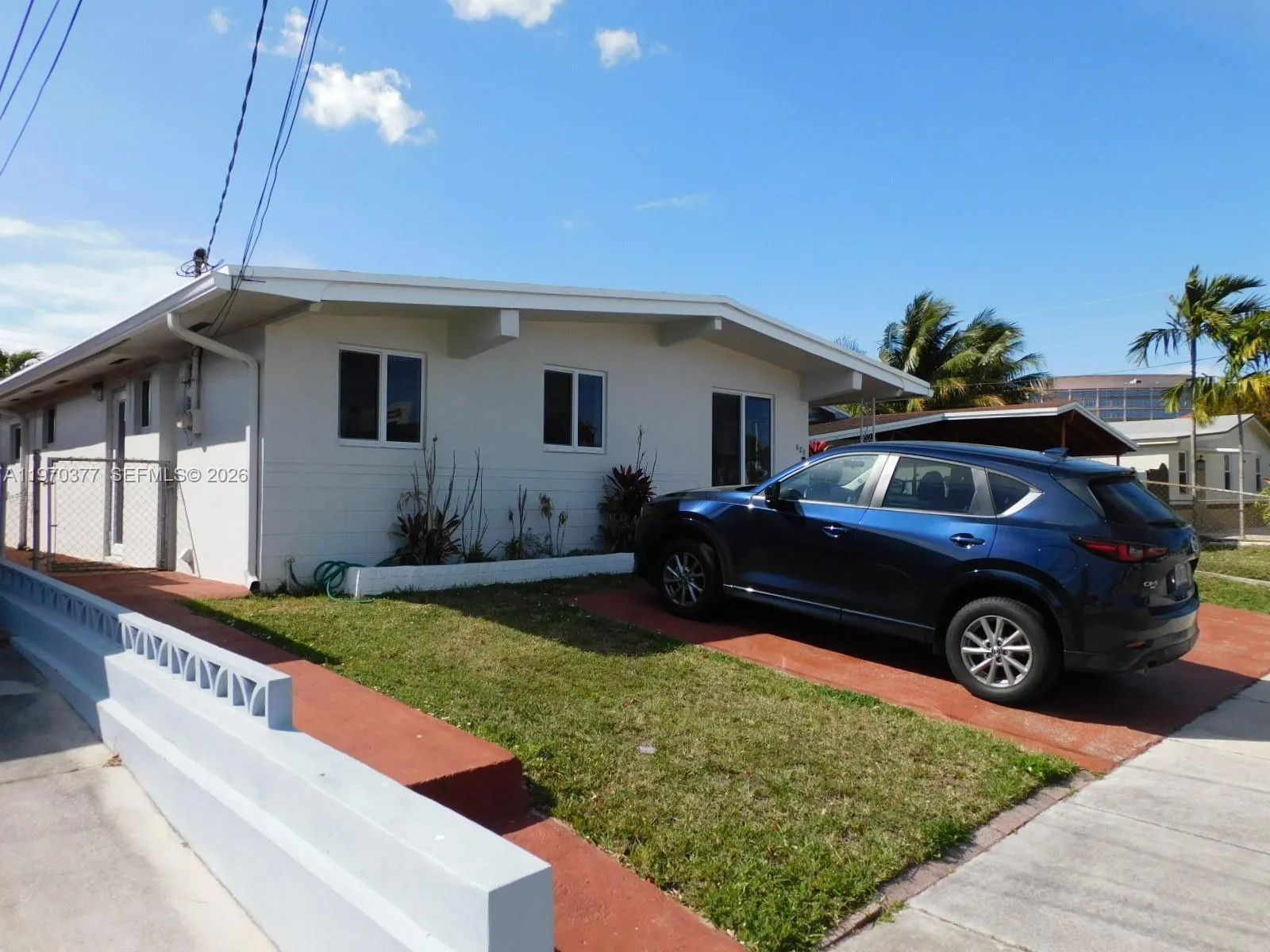 Great value - Yard maintenance, electricity and water included.