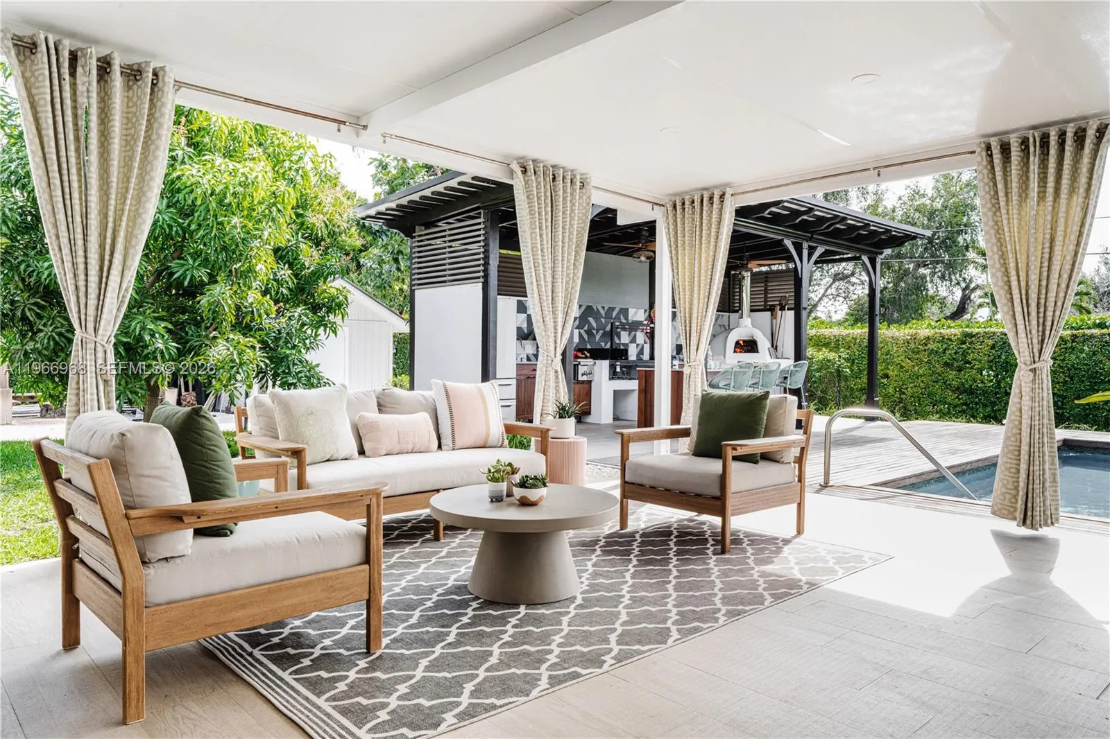 7120 Sw 56th St, Miami, Florida 33155, Miami, Florida 33155, 4 Bedrooms Bedrooms, ,3 BathroomsBathrooms,Residential,For Sale,7120 Sw 56th St, Miami, Florida 33155,A11966968