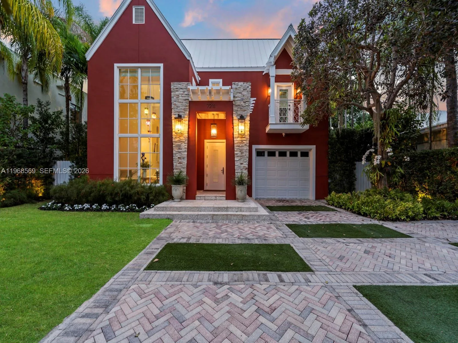 7218 Sw 54th Court, Miami, Florida 33143, Miami, Florida 33143, 4 Bedrooms Bedrooms, ,4 BathroomsBathrooms,Residential,For Sale,7218 Sw 54th Court, Miami, Florida 33143,A11968569