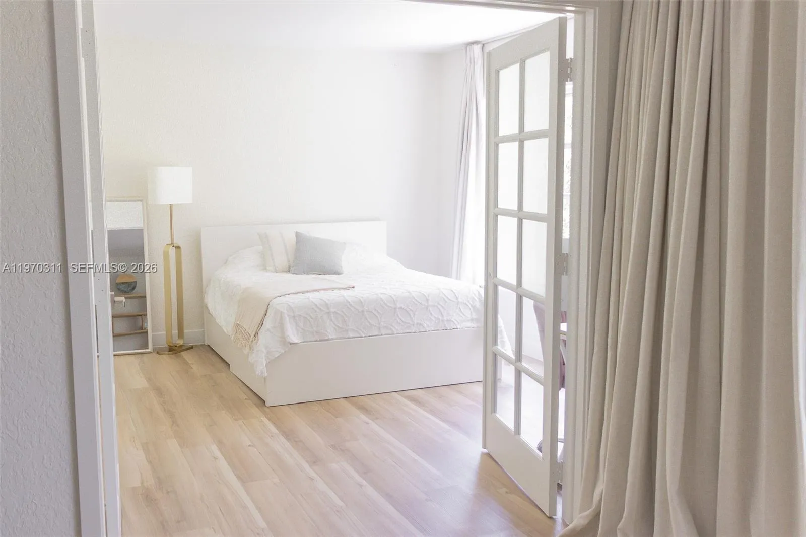 Pompano Beach, Florida 33069, 2 Bedrooms Bedrooms, ,2 BathroomsBathrooms,Residential,For Sale,A11970311