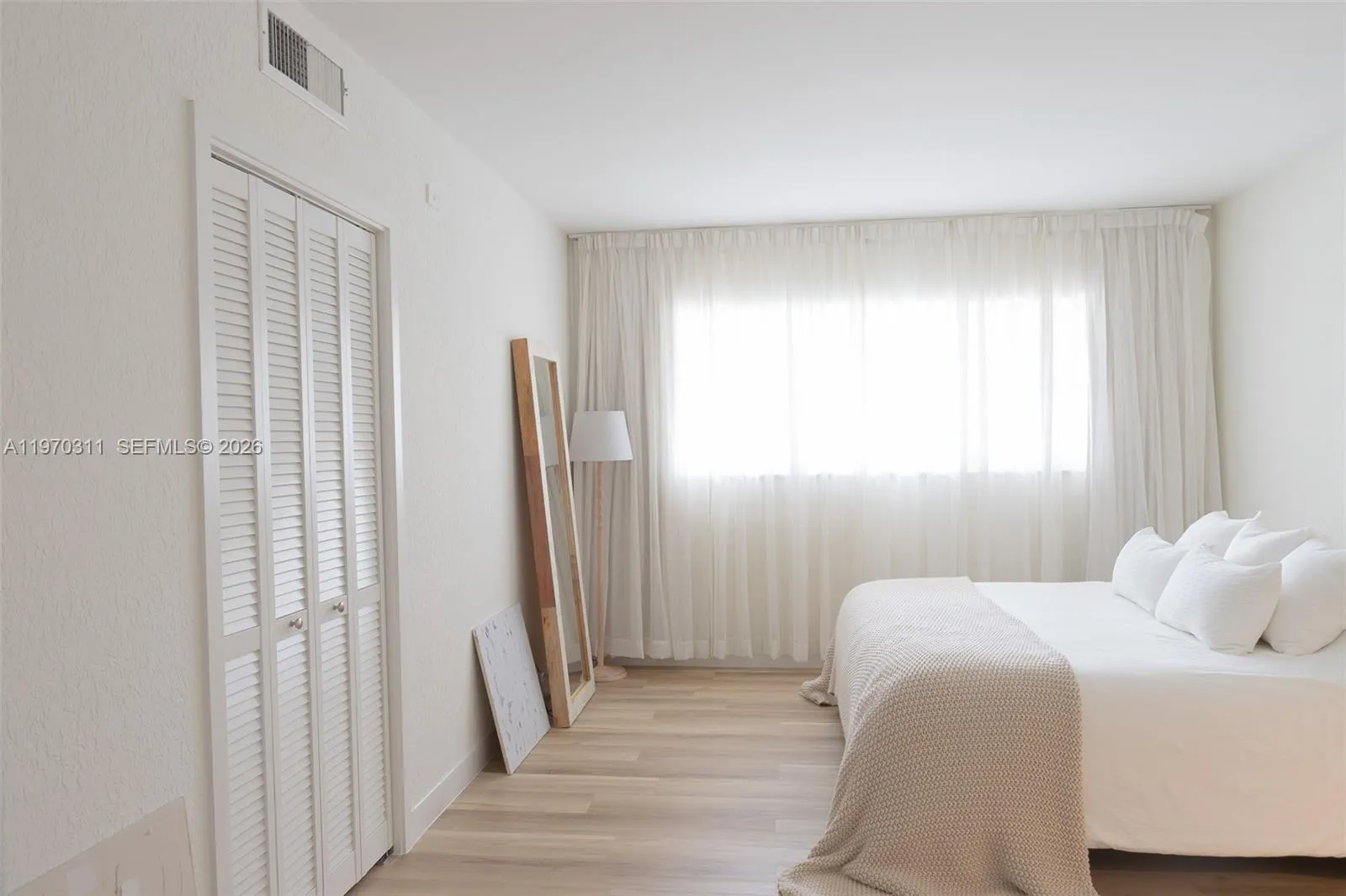 Pompano Beach, Florida 33069, 2 Bedrooms Bedrooms, ,2 BathroomsBathrooms,Residential,For Sale,A11970311