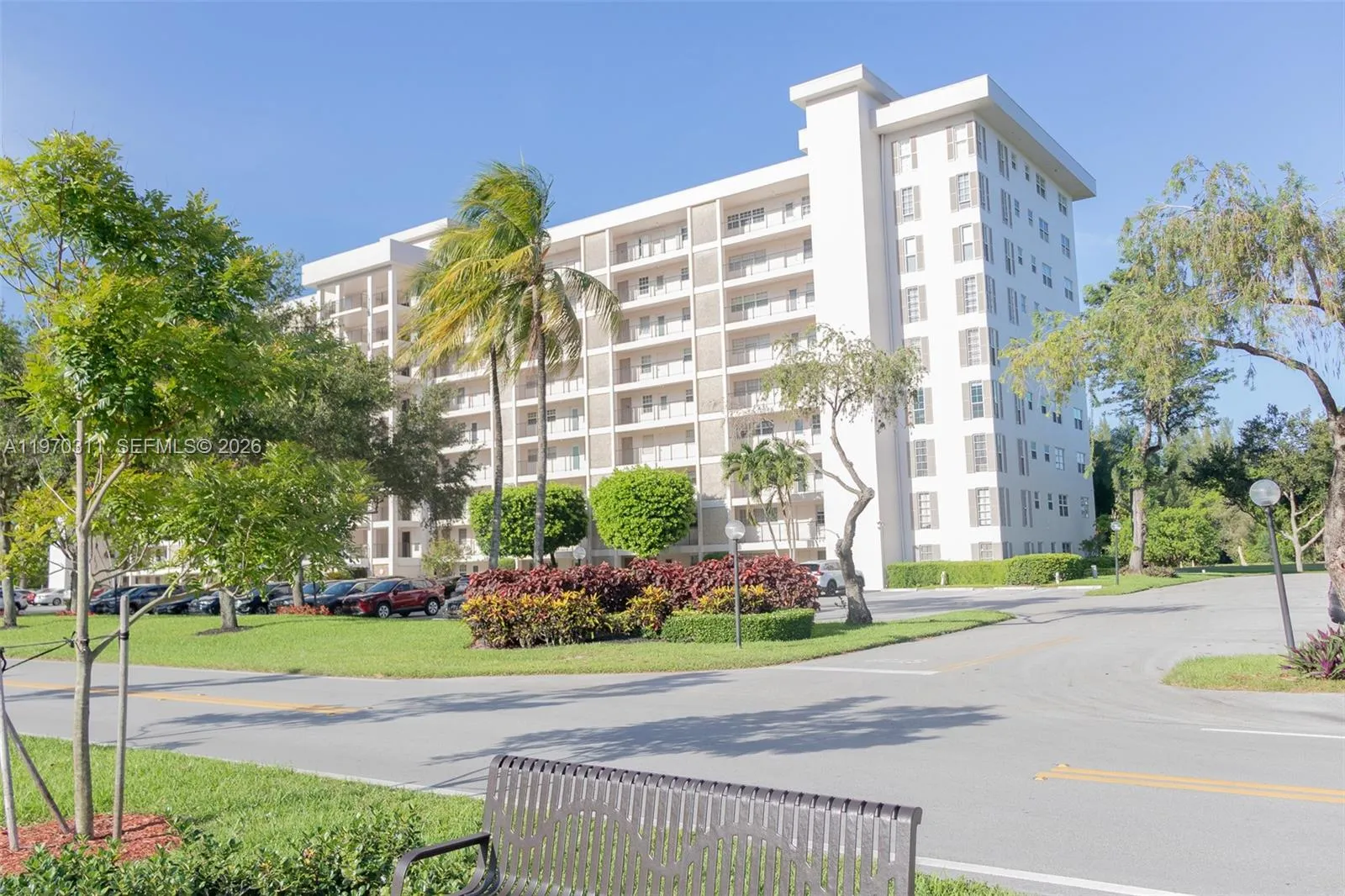 Pompano Beach, Florida 33069, 2 Bedrooms Bedrooms, ,2 BathroomsBathrooms,Residential,For Sale,A11970311