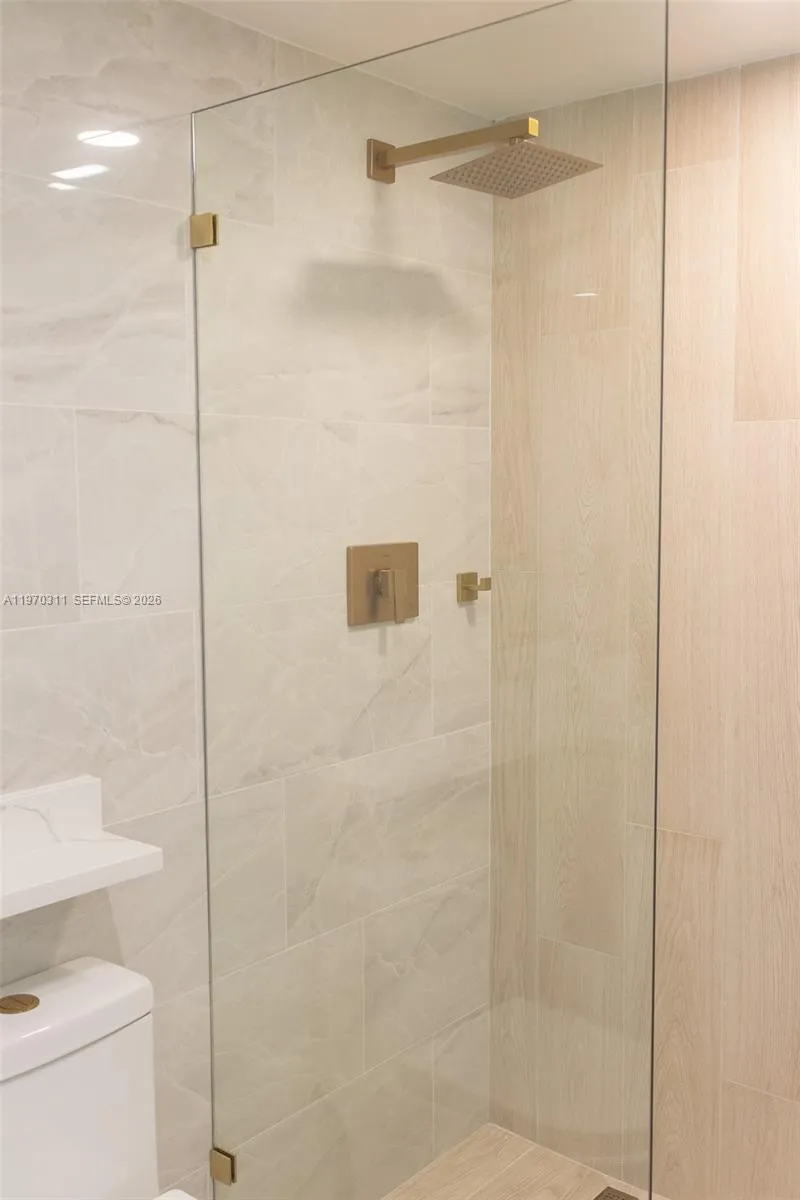 Pompano Beach, Florida 33069, 2 Bedrooms Bedrooms, ,2 BathroomsBathrooms,Residential,For Sale,A11970311