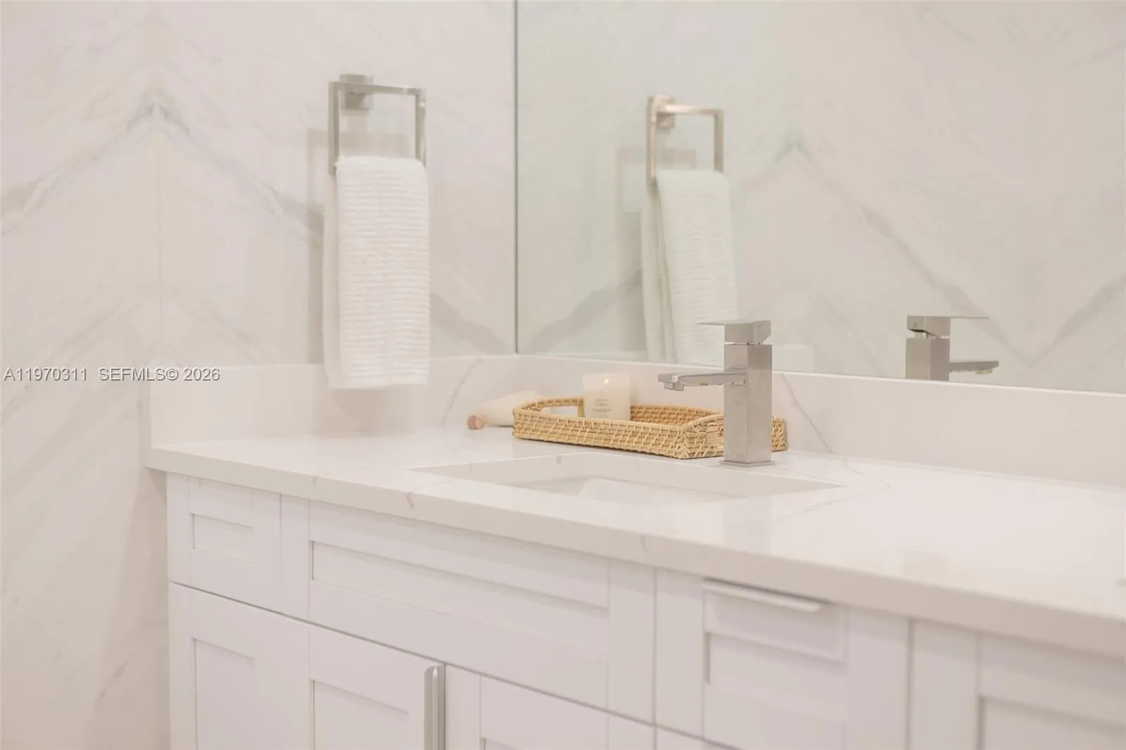 Pompano Beach, Florida 33069, 2 Bedrooms Bedrooms, ,2 BathroomsBathrooms,Residential,For Sale,A11970311