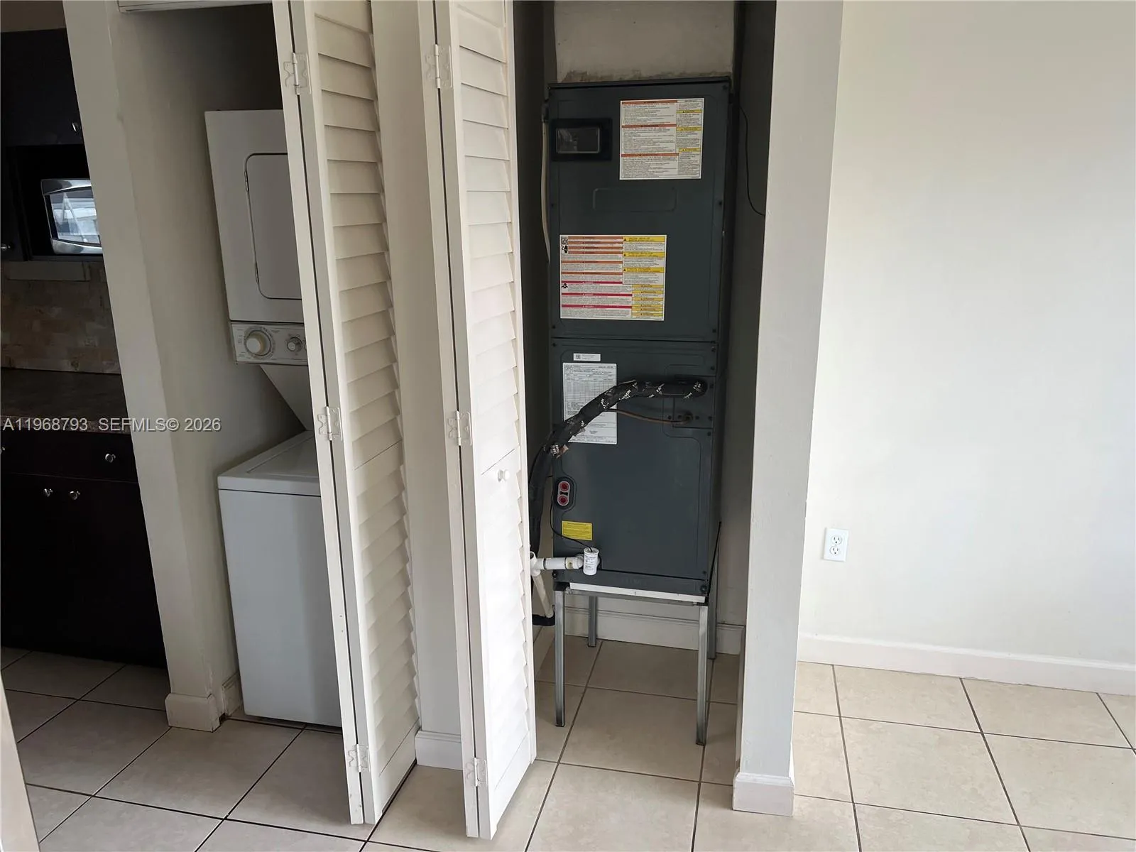 890 Nw 22nd Ct 890, Miami, Florida 33125, Miami, Florida 33125, 2 Bedrooms Bedrooms, ,1 BathroomBathrooms,Residential Lease,For Rent,890 Nw 22nd Ct 890, Miami, Florida 33125,A11968793