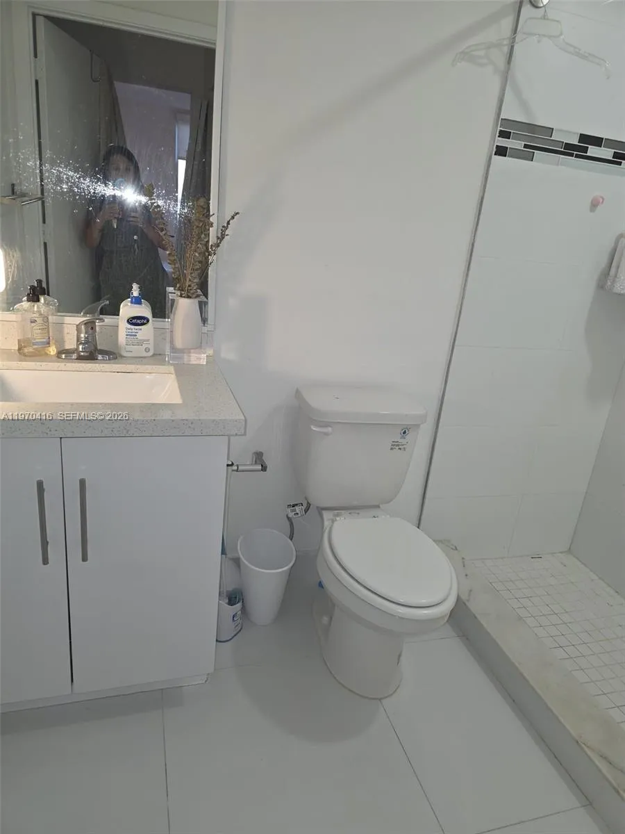 2651 Ne 212th Ter 105, Miami, Florida 33180, Miami, Florida 33180, 2 Bedrooms Bedrooms, ,2 BathroomsBathrooms,Residential Lease,For Rent,2651 Ne 212th Ter 105, Miami, Florida 33180,A11970416