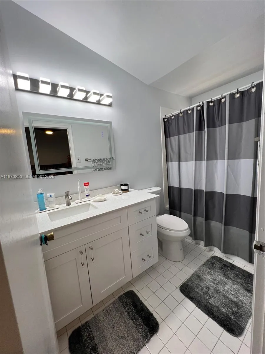 5214 Nw 190th St, Miami Gardens, Florida 33055, Miami Gardens, Florida 33055, 2 Bedrooms Bedrooms, ,2 BathroomsBathrooms,Residential,For Sale,5214 Nw 190th St, Miami Gardens, Florida 33055,A11970250