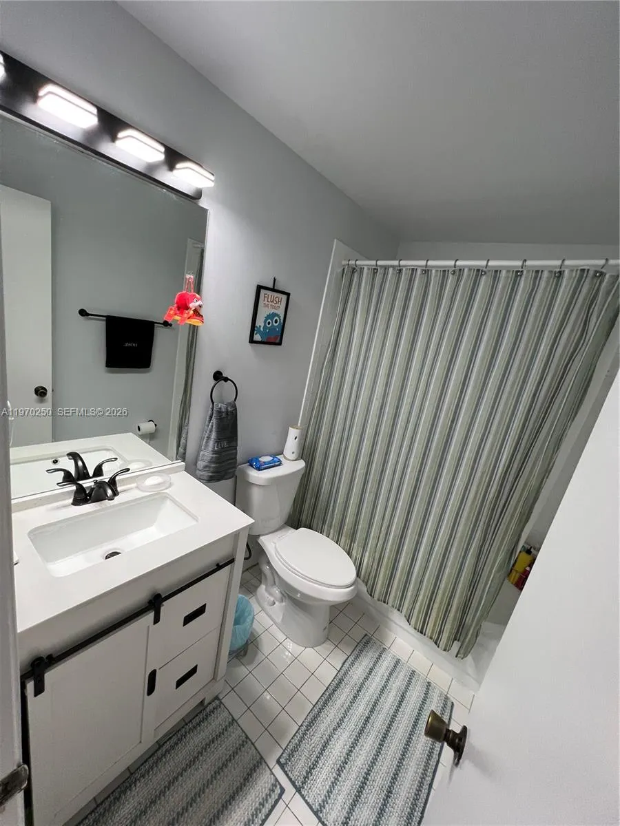 5214 Nw 190th St, Miami Gardens, Florida 33055, Miami Gardens, Florida 33055, 2 Bedrooms Bedrooms, ,2 BathroomsBathrooms,Residential,For Sale,5214 Nw 190th St, Miami Gardens, Florida 33055,A11970250