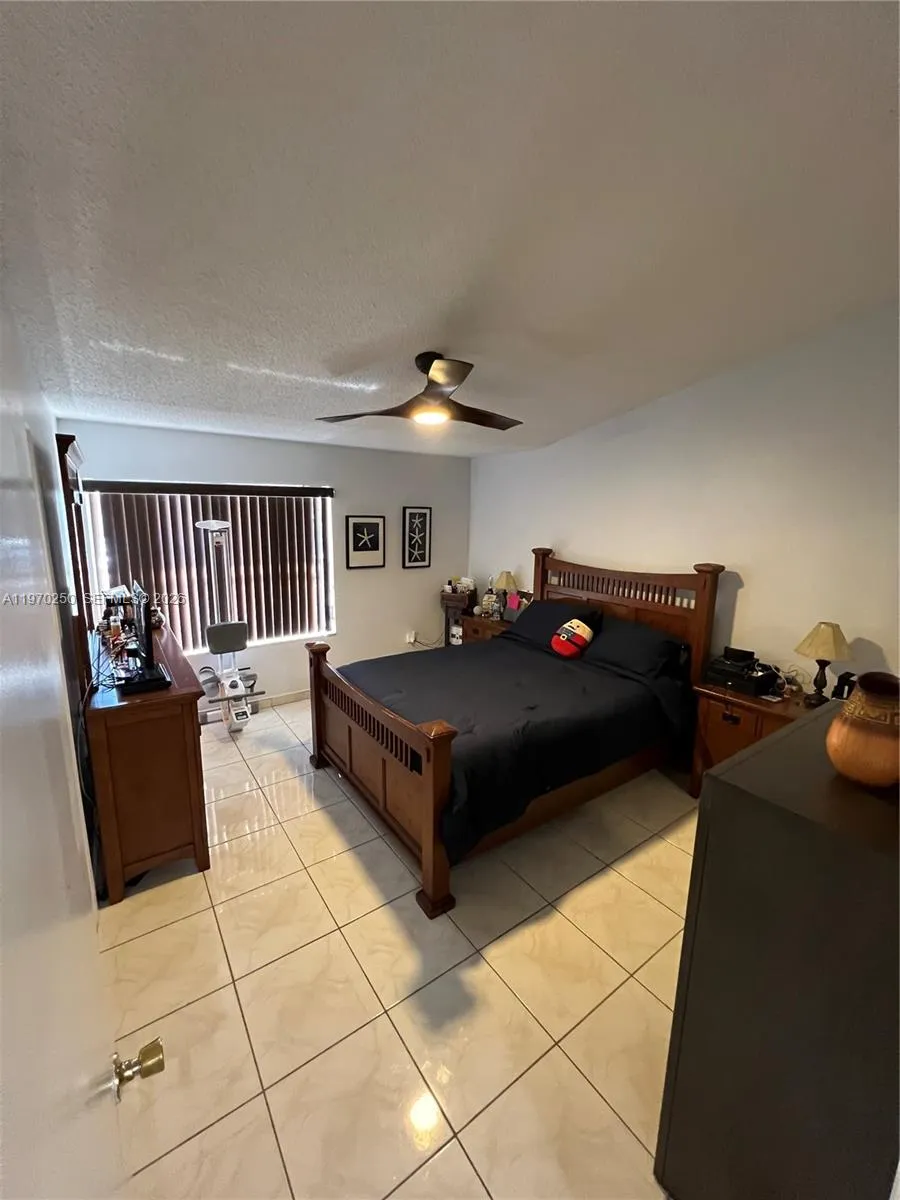 5214 Nw 190th St, Miami Gardens, Florida 33055, Miami Gardens, Florida 33055, 2 Bedrooms Bedrooms, ,2 BathroomsBathrooms,Residential,For Sale,5214 Nw 190th St, Miami Gardens, Florida 33055,A11970250