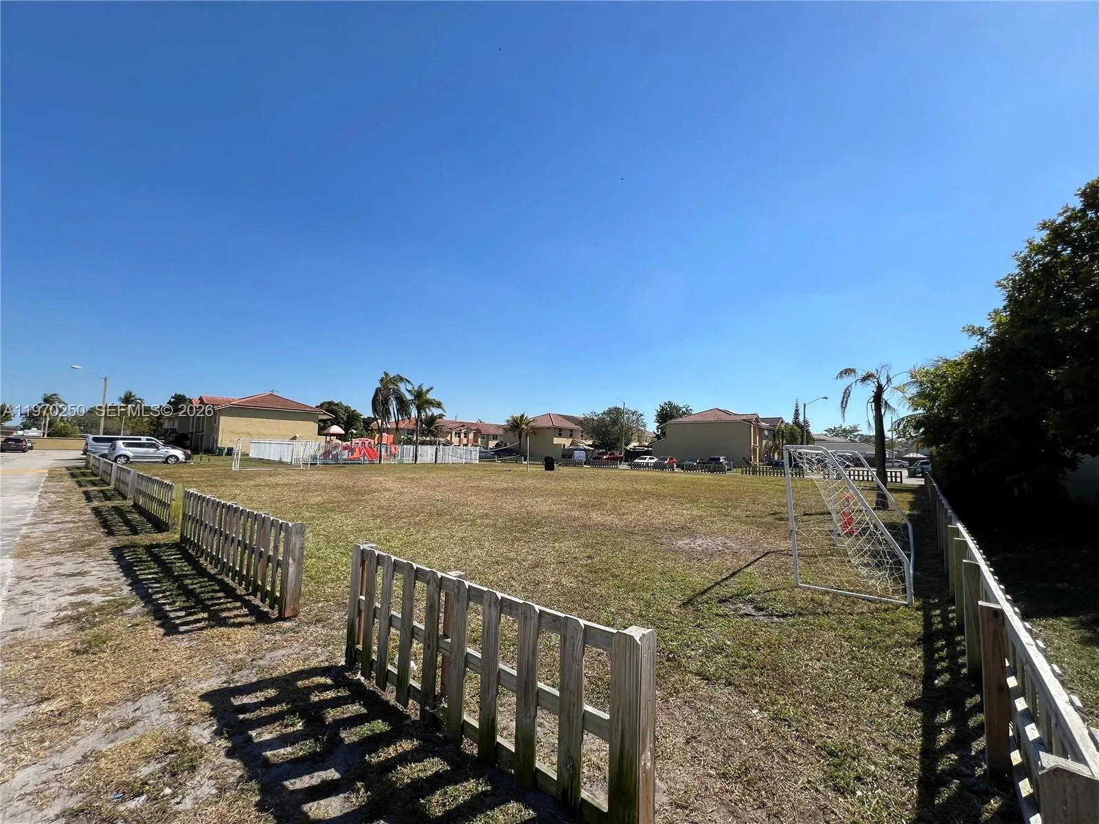 5214 Nw 190th St, Miami Gardens, Florida 33055, Miami Gardens, Florida 33055, 2 Bedrooms Bedrooms, ,2 BathroomsBathrooms,Residential,For Sale,5214 Nw 190th St, Miami Gardens, Florida 33055,A11970250