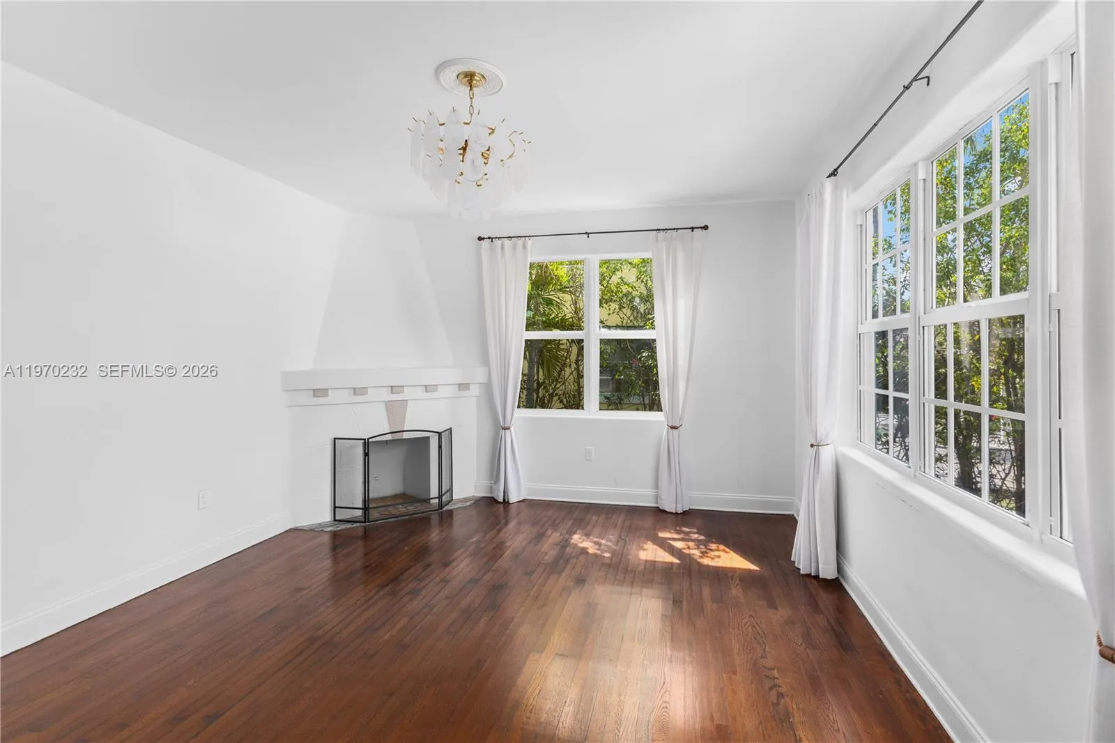 1027 Euclid Ave 1, Miami Beach, Florida 33139, Miami Beach, Florida 33139, 2 Bedrooms Bedrooms, ,1 BathroomBathrooms,Residential Lease,For Rent,1027 Euclid Ave 1, Miami Beach, Florida 33139,A11970232