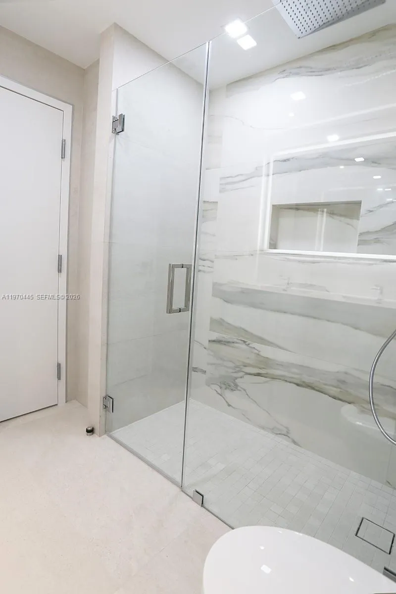 11 Island Ave Ph8, Miami Beach, Florida 33139, Miami Beach, Florida 33139, 3 Bedrooms Bedrooms, ,3 BathroomsBathrooms,Residential Lease,For Rent,11 Island Ave Ph8, Miami Beach, Florida 33139,A11970445