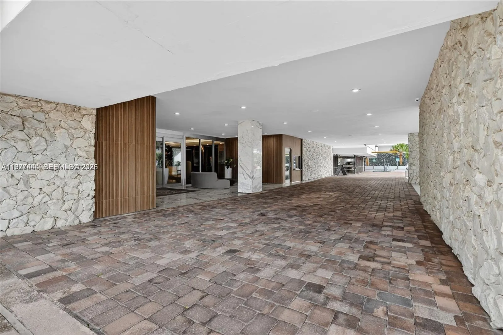 11 Island Ave Ph8, Miami Beach, Florida 33139, Miami Beach, Florida 33139, 3 Bedrooms Bedrooms, ,3 BathroomsBathrooms,Residential Lease,For Rent,11 Island Ave Ph8, Miami Beach, Florida 33139,A11970445