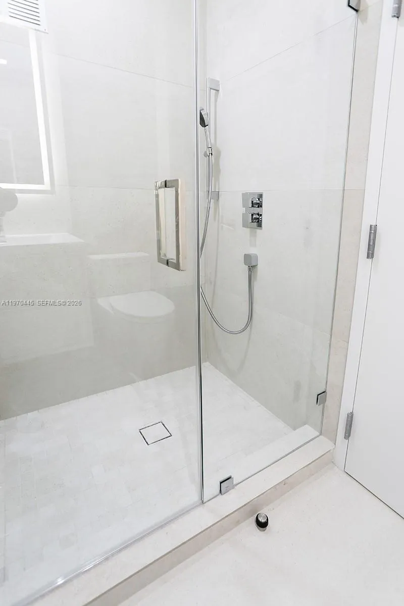 11 Island Ave Ph8, Miami Beach, Florida 33139, Miami Beach, Florida 33139, 3 Bedrooms Bedrooms, ,3 BathroomsBathrooms,Residential Lease,For Rent,11 Island Ave Ph8, Miami Beach, Florida 33139,A11970445